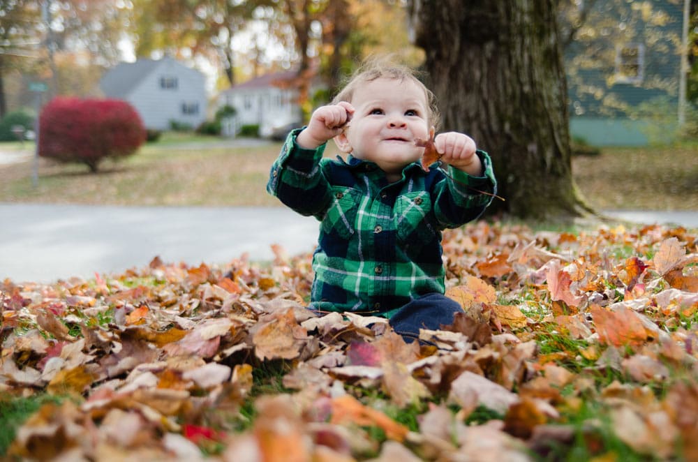 Baby boy clapping hands