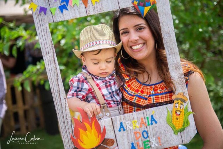 baby and mother in a frame for pictures
