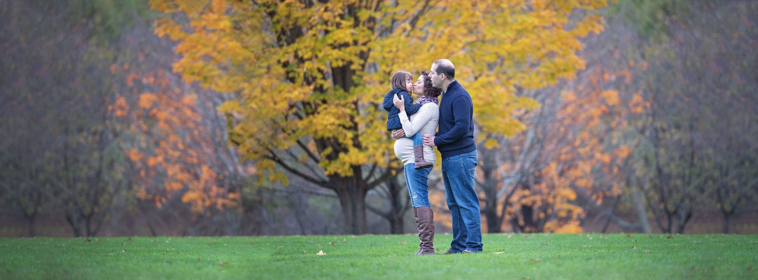 BROOKLINE FAMILY PHOTOGRAPHER with maternity session