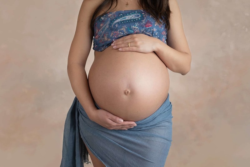 Fine art studio maternity photography — Chelmsford Massachusetts — Luciana Calvin Photography